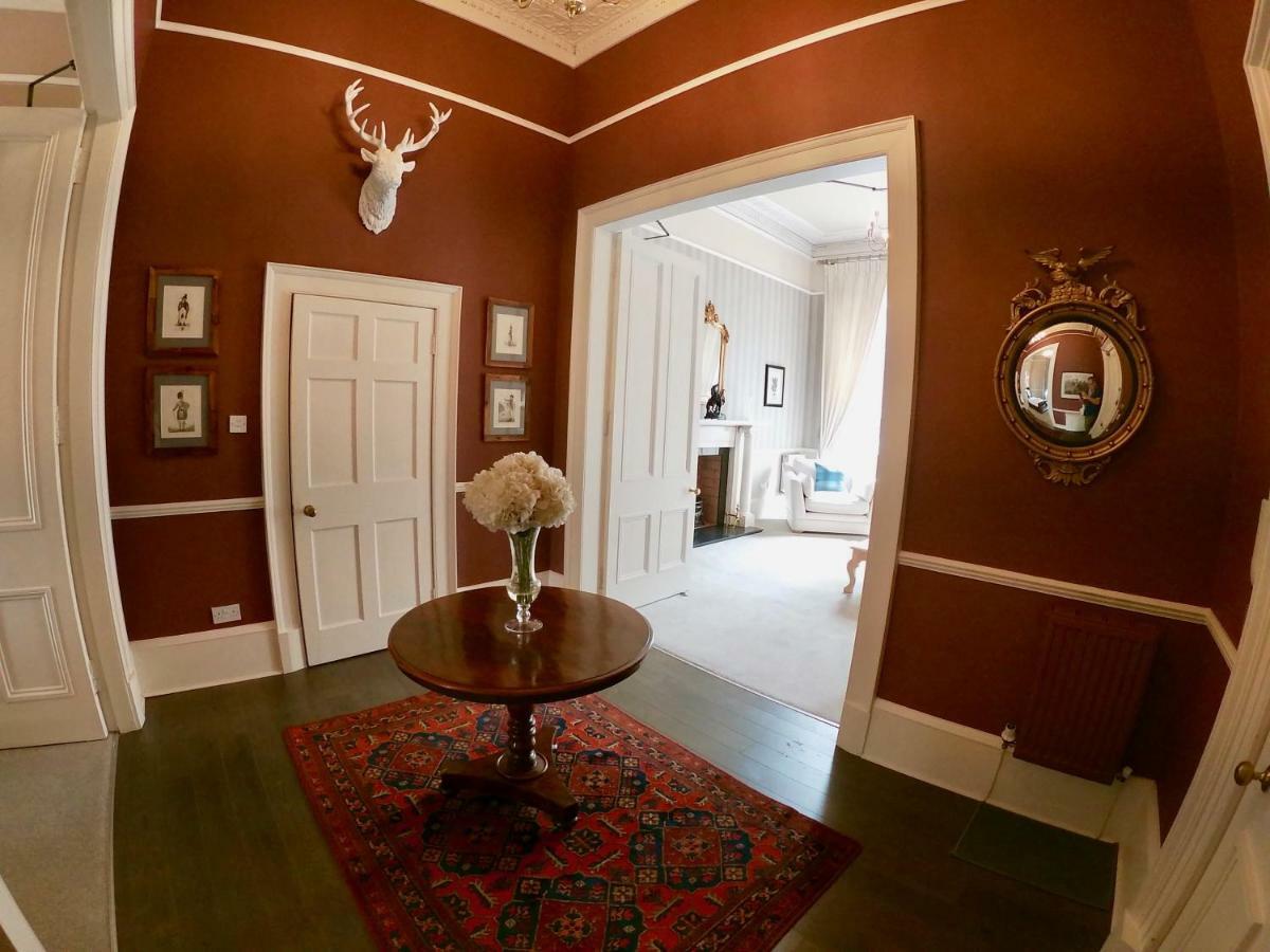 Escape To Edinburgh @ Albyn Place Εξωτερικό φωτογραφία